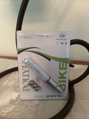 POLYTU A08 Bicycle Gas Nozzle Valve Stem Lights New Bike Wheel LED Light Set
